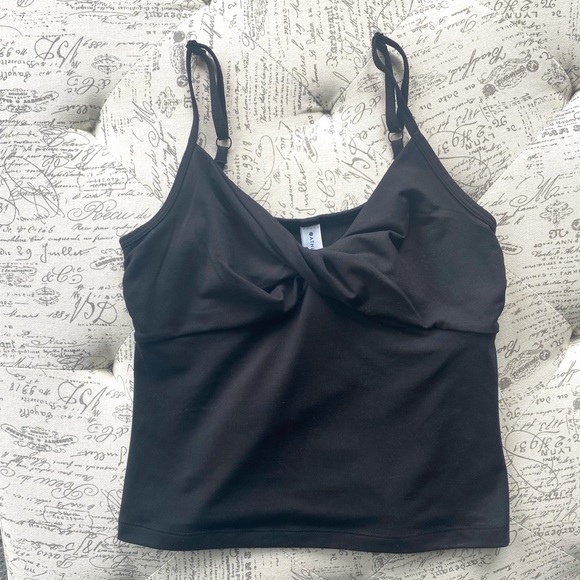 Athleta M tank with adjustable straps and support. Excellent condition. - Picture 2 of 4